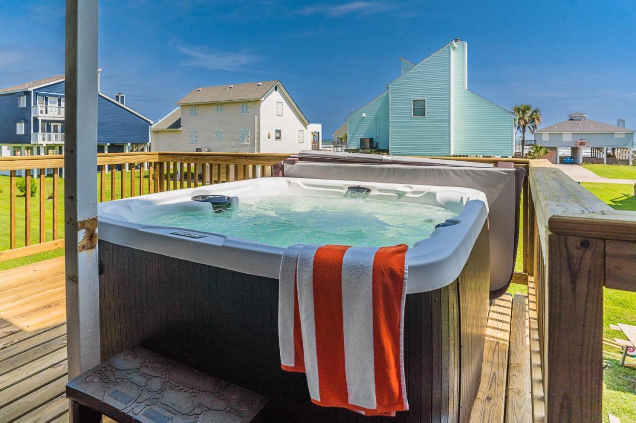 גלווסטון Hot Tub - Ocean Views - Steps To Private Beach - Quiet Location מראה חיצוני תמונה