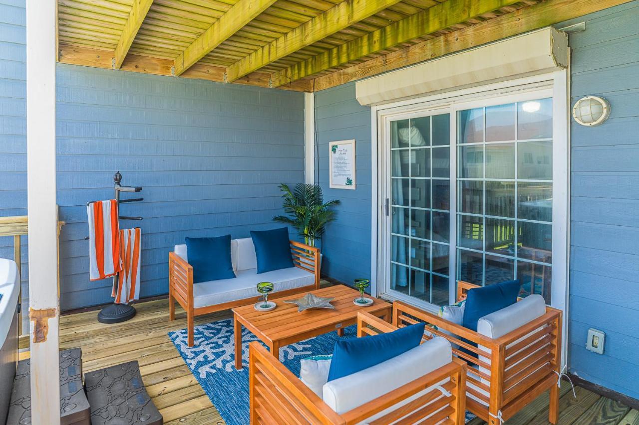 גלווסטון Hot Tub - Ocean Views - Steps To Private Beach - Quiet Location מראה חיצוני תמונה